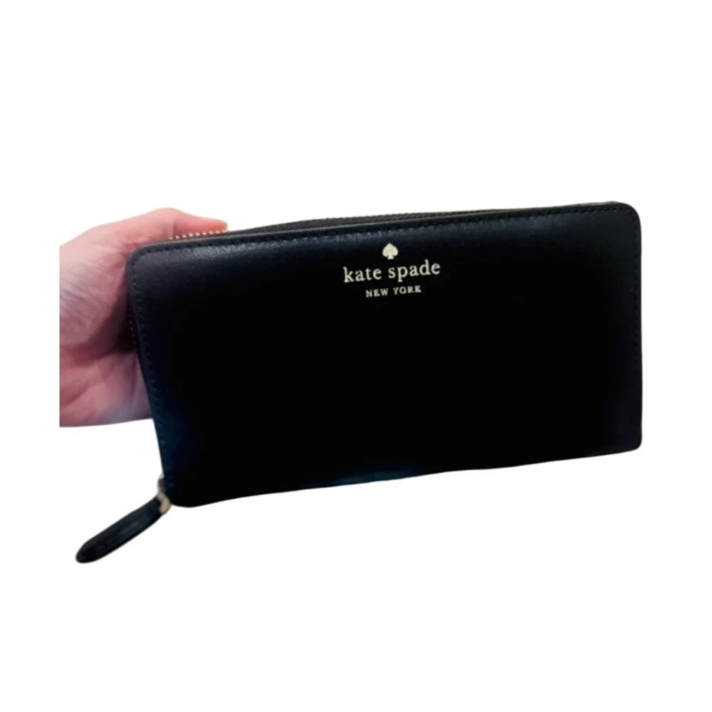 Kate Spade New York Black Leather Zip Around Wallet Card Holder‎